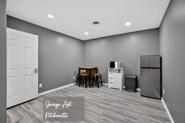 1400 Orlie Young Rd, Crab Orchard, TN 37723