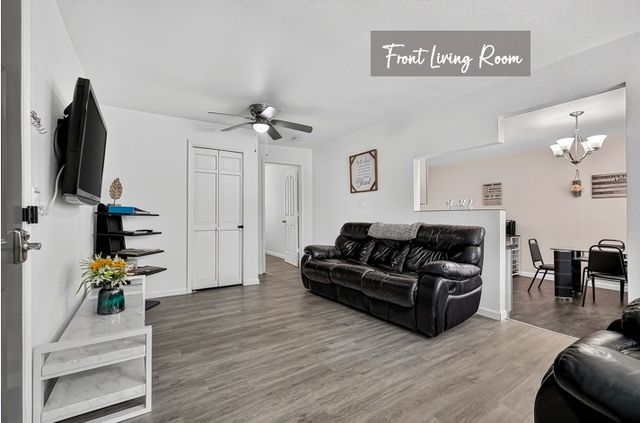 1400 Orlie Young Rd, Crab Orchard, TN 37723