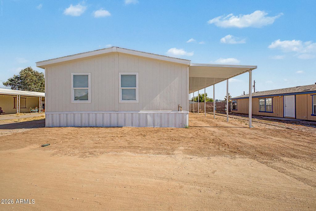 1091 S CEDAR Drive, Apache Junction, AZ 85120