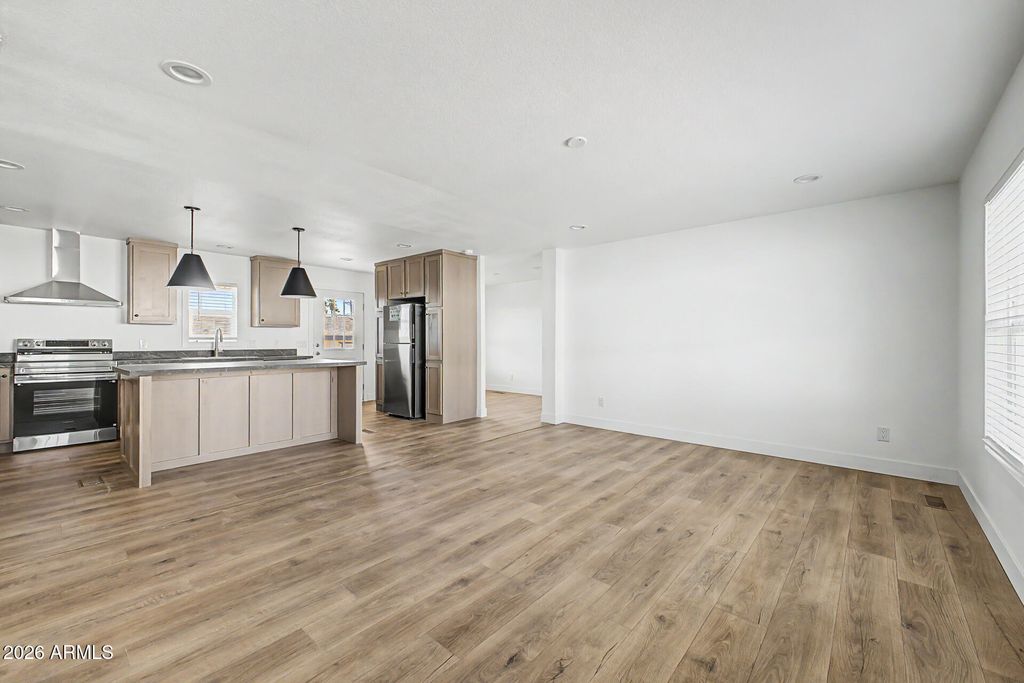 1091 S CEDAR Drive, Apache Junction, AZ 85120 — photo 4