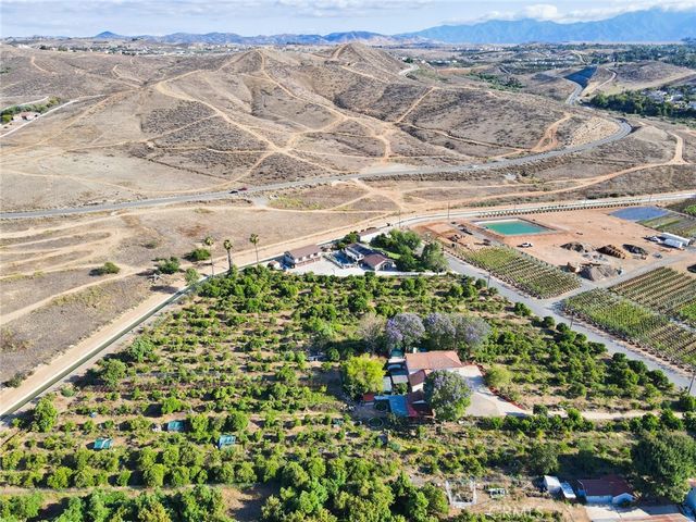 2049 Myers, Riverside, CA 92503
