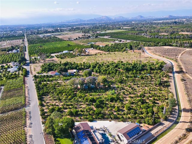 2049 Myers, Riverside, CA 92503