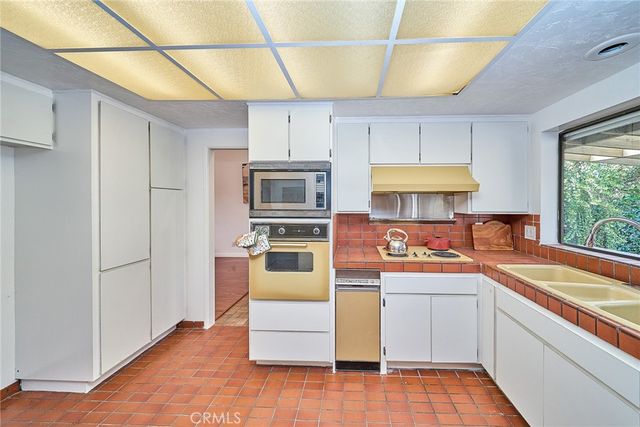 2049 Myers, Riverside, CA 92503