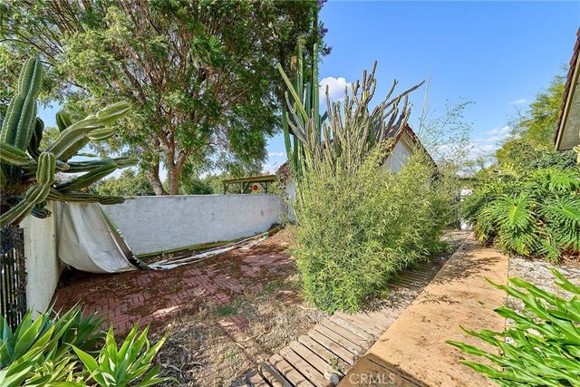 2049 Myers, Riverside, CA 92503