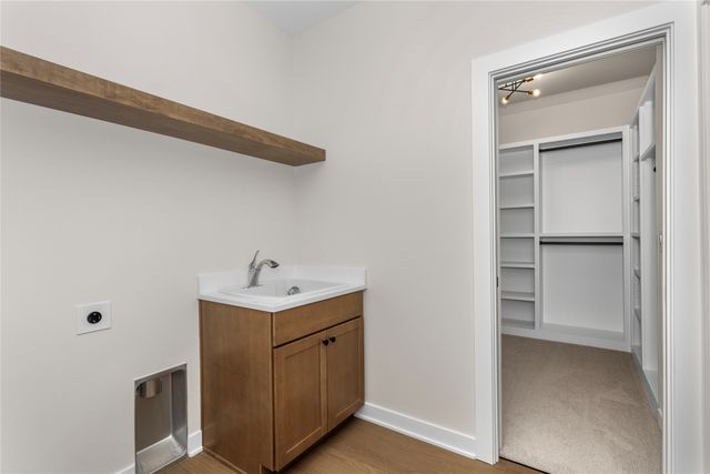 4657 174th Street, Urbandale, IA 50323