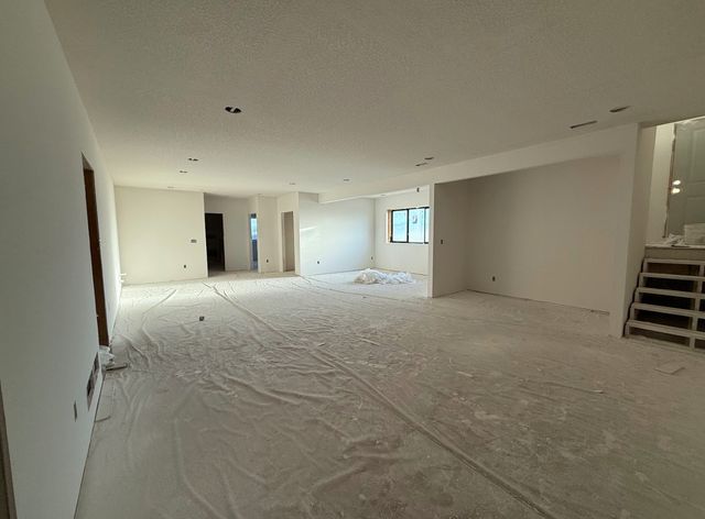 4657 174th Street, Urbandale, IA 50323