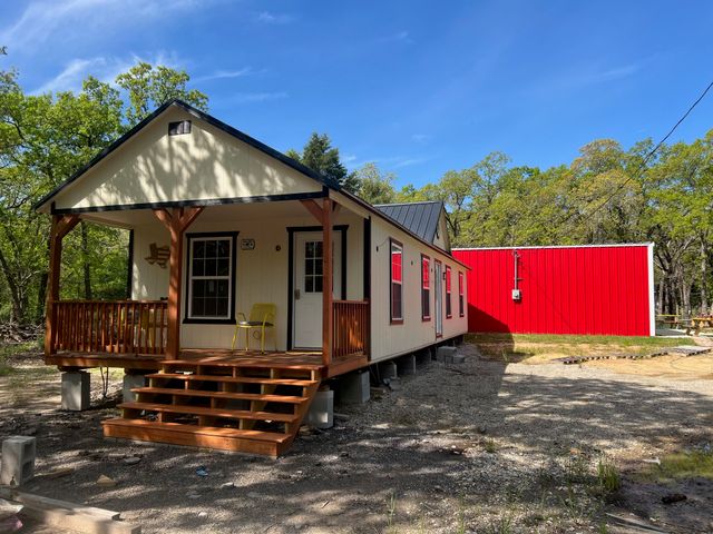 9592 R And R Circle, Kemp, TX 75143