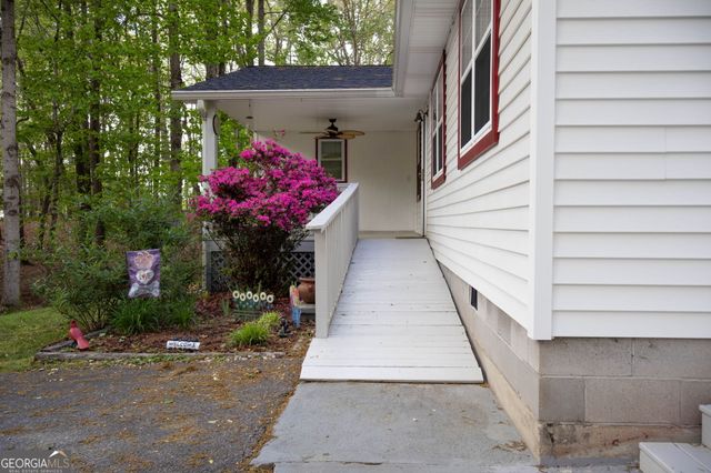 104 Country Corners Road, Blairsville, GA 30512