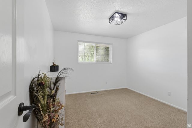 231 E 650 S, Kaysville, UT 84037
