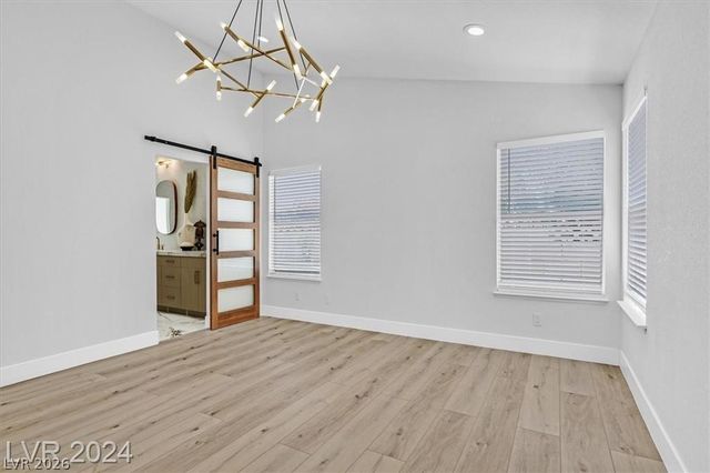 8 Barton Spring Circle, Henderson, NV 89074