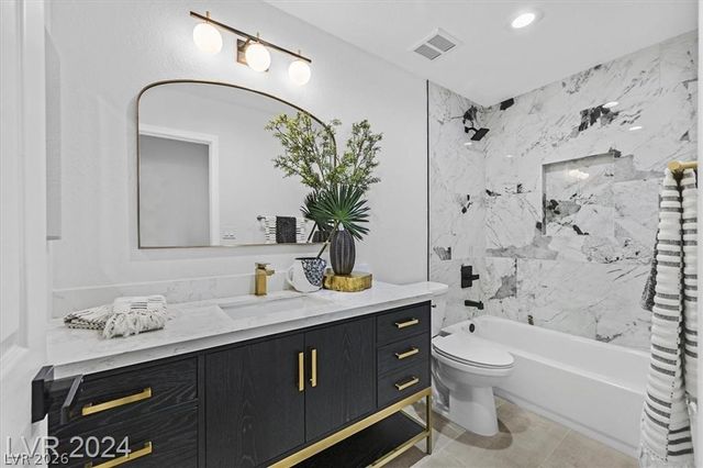 8 Barton Spring Circle, Henderson, NV 89074