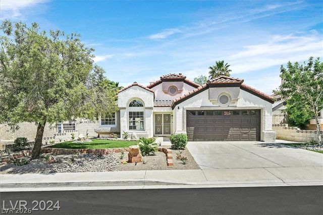 8 Barton Spring Circle, Henderson, NV 89074