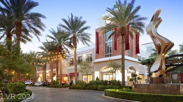 8 Barton Spring Circle, Henderson, NV 89074