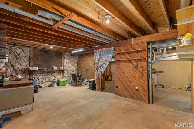 5939 Oak Creek Trail, Mount Olive, IL 62069