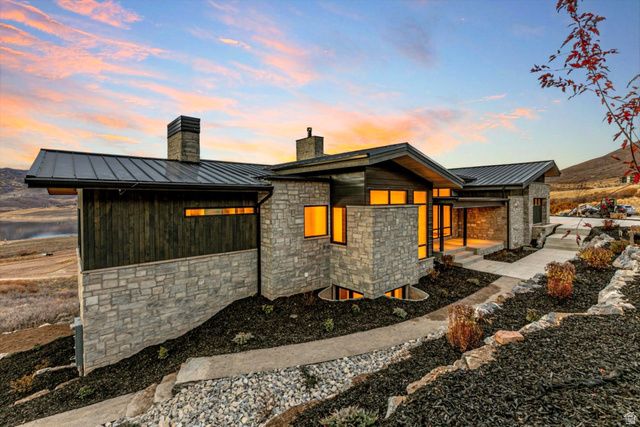 688 E LONGVIEW DR, Hideout, UT 84036