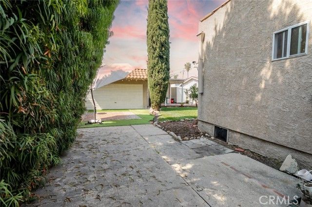 344 S Avenue 57, Los Angeles, CA 90042