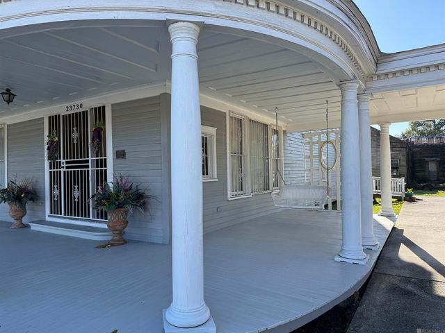 23730 Eden St, Plaquemine, LA 70764