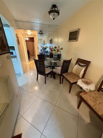 411 TELFRD S 411, Deerfield Beach, FL 33442