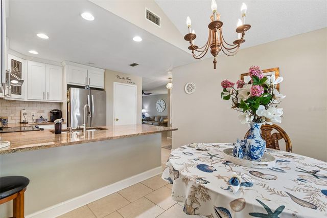 9702 LITTLE POND WAY, Tampa, FL 33647
