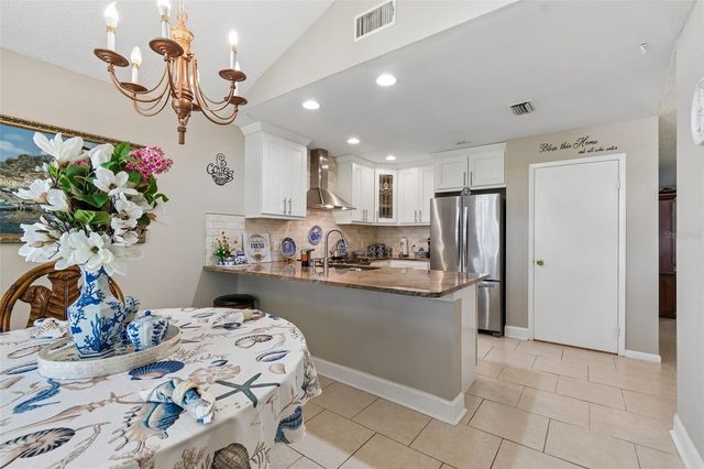 9702 LITTLE POND WAY, Tampa, FL 33647
