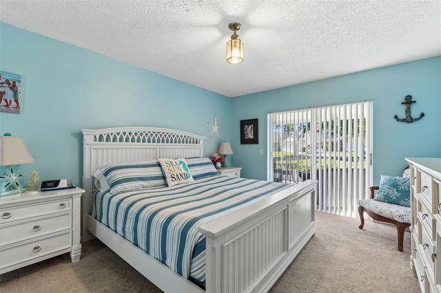 9702 LITTLE POND WAY, Tampa, FL 33647