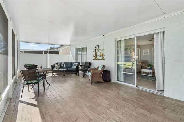 9702 LITTLE POND WAY, Tampa, FL 33647