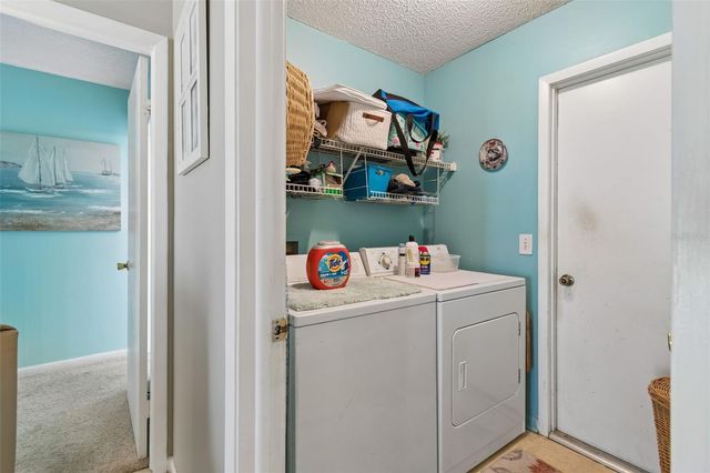 9702 LITTLE POND WAY, Tampa, FL 33647