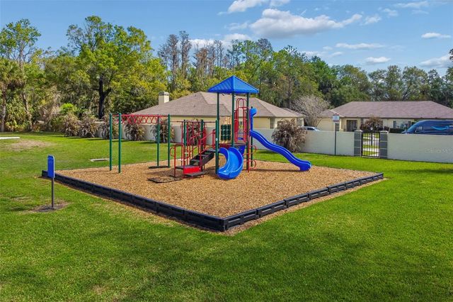 9702 LITTLE POND WAY, Tampa, FL 33647