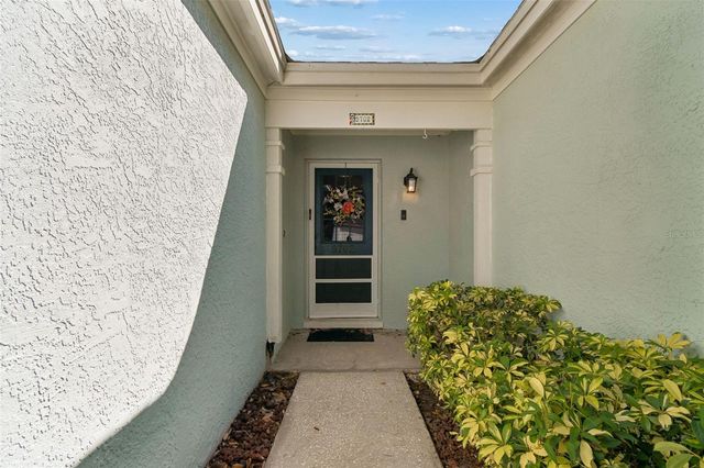 9702 LITTLE POND WAY, Tampa, FL 33647