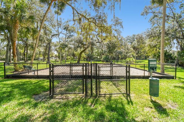 9702 LITTLE POND WAY, Tampa, FL 33647