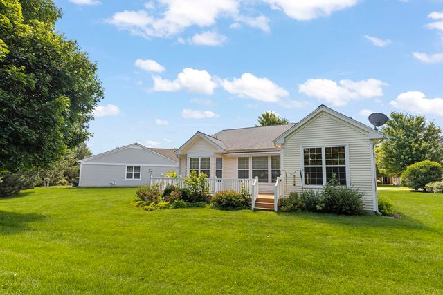 105 National Court, Shorewood, IL 60404