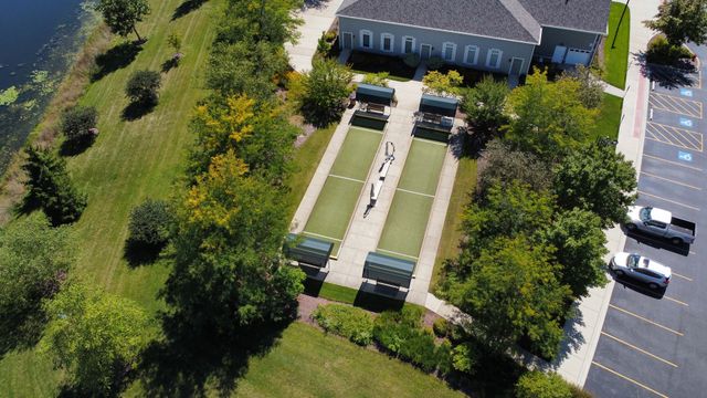 105 National Court, Shorewood, IL 60404