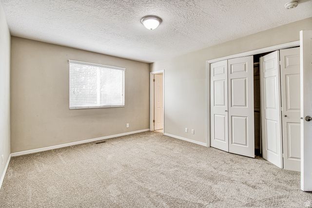 2816 W 4375 S, Roy, UT 84067
