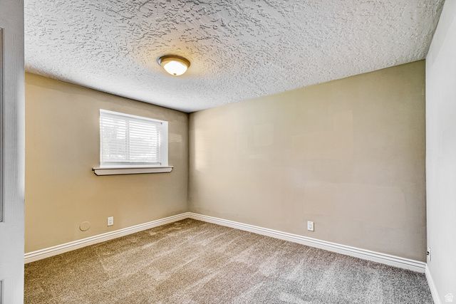 2816 W 4375 S, Roy, UT 84067