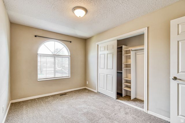 2816 W 4375 S, Roy, UT 84067