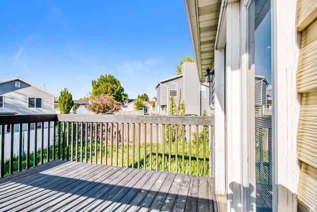 2816 W 4375 S, Roy, UT 84067