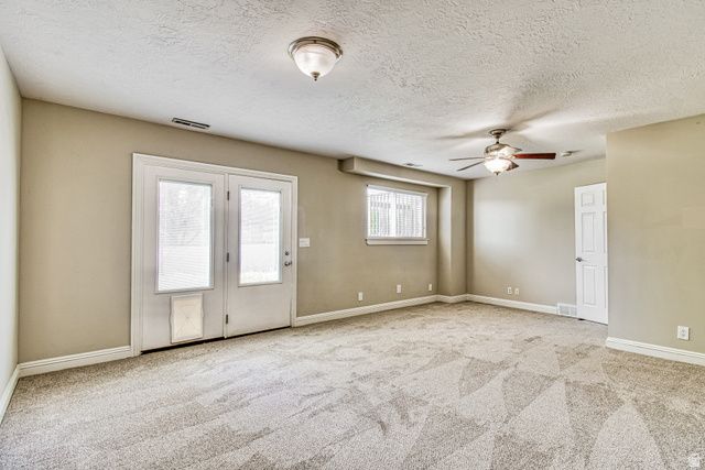 2816 W 4375 S, Roy, UT 84067