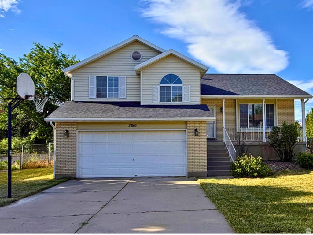 2816 W 4375 S, Roy, UT 84067