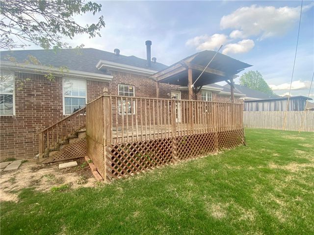 2807 Foxwood Drive, Springdale, AR 72762