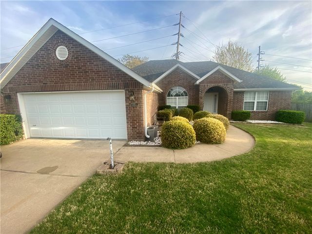 2807 Foxwood Drive, Springdale, AR 72762