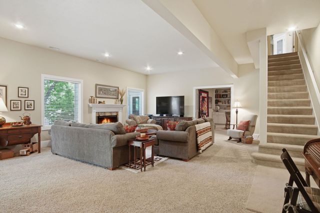 4510 S Hidden Springs Ln, Veradale, WA 99037
