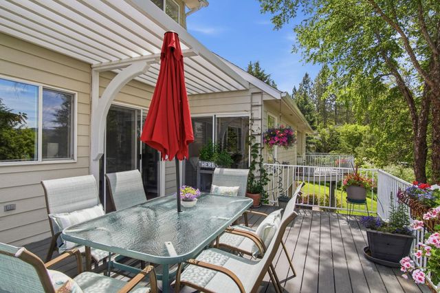 4510 S Hidden Springs Ln, Veradale, WA 99037