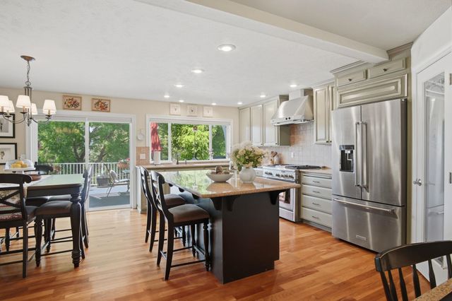 4510 S Hidden Springs Ln, Veradale, WA 99037