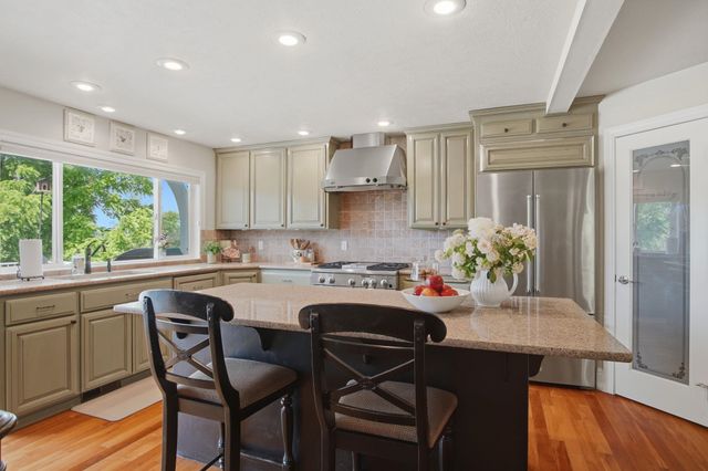 4510 S Hidden Springs Ln, Veradale, WA 99037