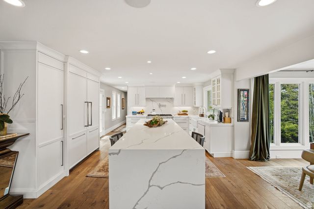 12 NORTHRIDGE LN, Sandy, UT 84092