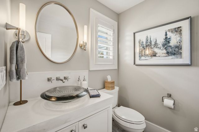 12 NORTHRIDGE LN, Sandy, UT 84092