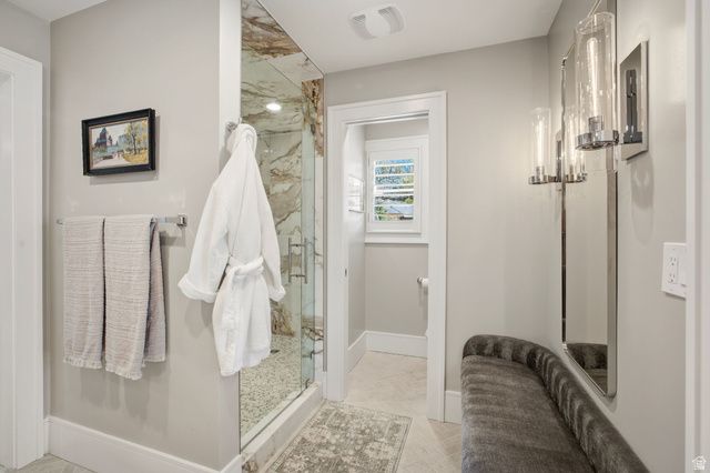 12 NORTHRIDGE LN, Sandy, UT 84092
