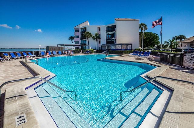 5825 PUERTA DEL SOL BOULEVARD S 166, St Petersburg, FL 33715