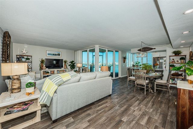 5825 PUERTA DEL SOL BOULEVARD S 166, St Petersburg, FL 33715