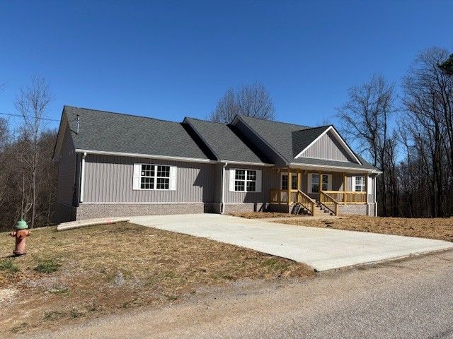 123 Crestview Drive, Lewisburg, TN 37091